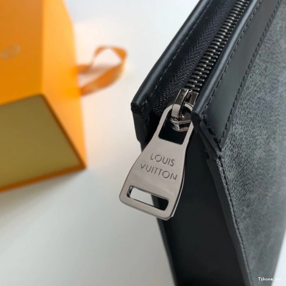 Affordable Vuitton M41692 Clutch Louis 0713